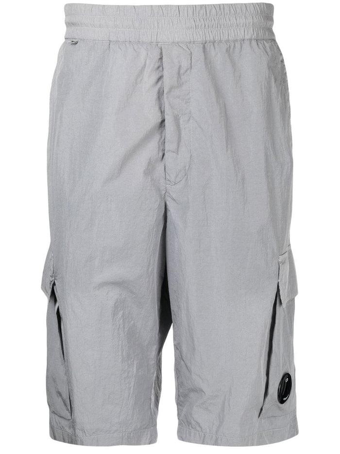 C.P. COMPANY Logo-plaque cargo shorts Grey - MAISONDEFASHION.COM