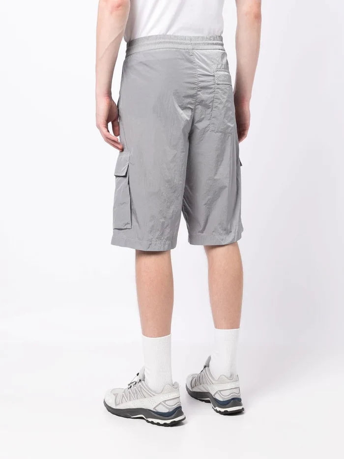 C.P. COMPANY Logo-plaque cargo shorts Grey - MAISONDEFASHION.COM