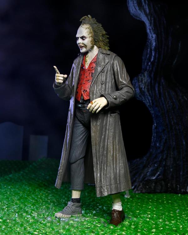 NECA: Ultimate - Beetlejuice (1988) - Beetlejuice (Tour Guide/Bio-Exorcist) Action Figure (60624) LOW STOCK