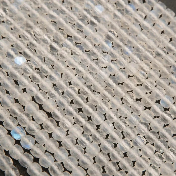 Rainbow Moonstone · Microfaceted · Cube · 4mm