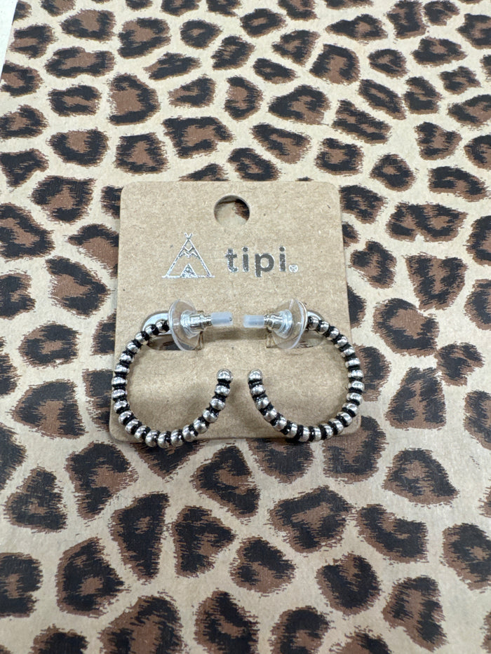 TIPI SMALL HOOP BEAD EARRINGS